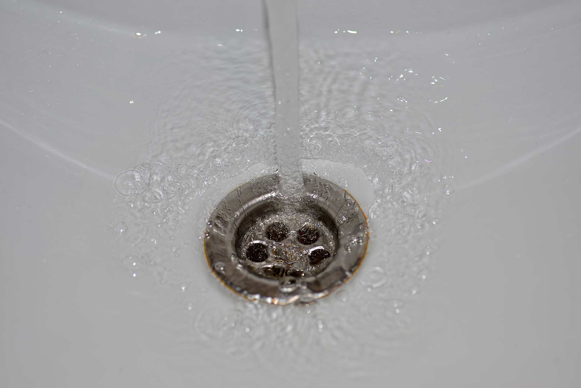 A2B Drains provides services to unblock blocked sinks and drains for properties in Bulwell.